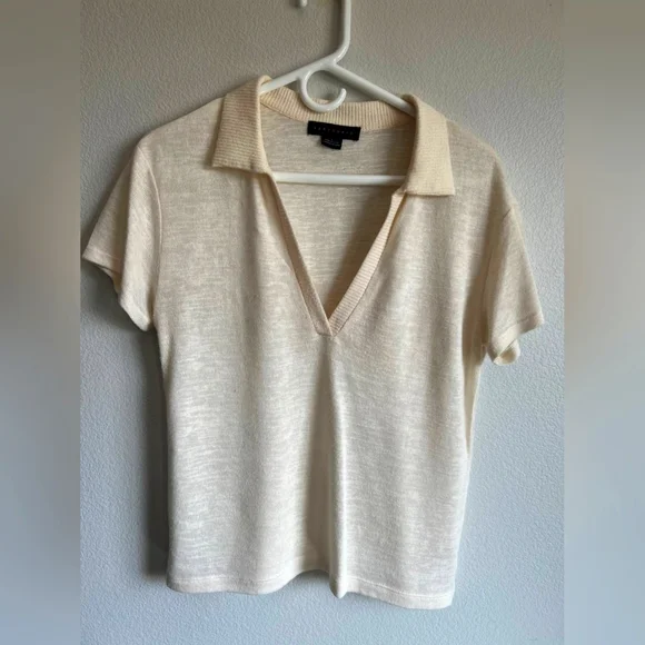 Top - Picture 1 of 2